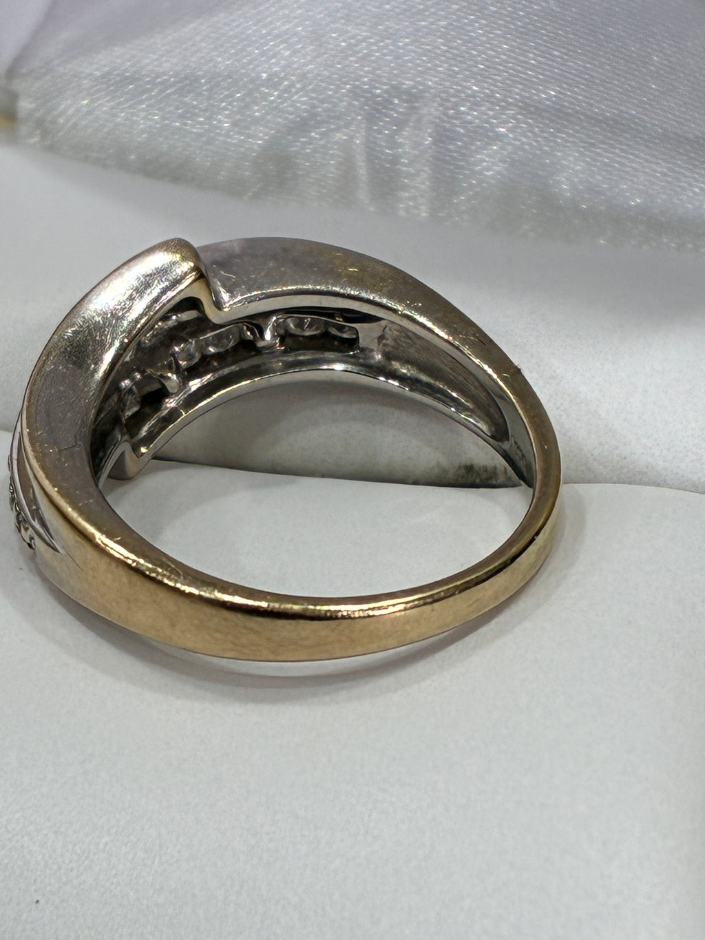 18K Gold Diamond Ring | 1 Carat Natural Diamonds | Baguette Rows