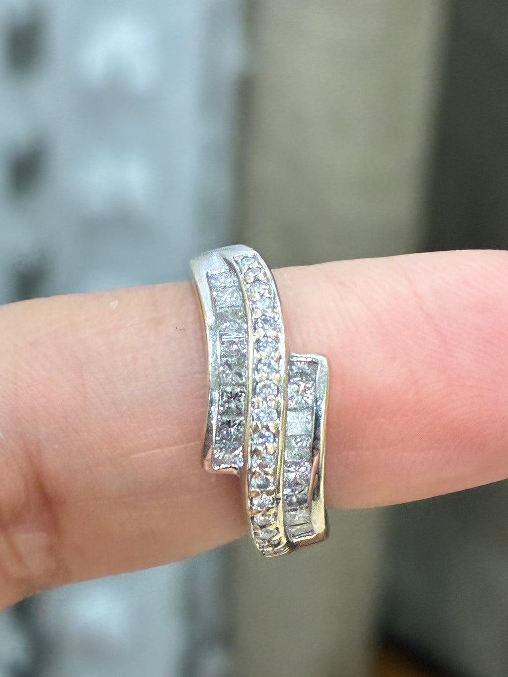 18K Gold Diamond Ring | 1 Carat Natural Diamonds | Baguette Rows