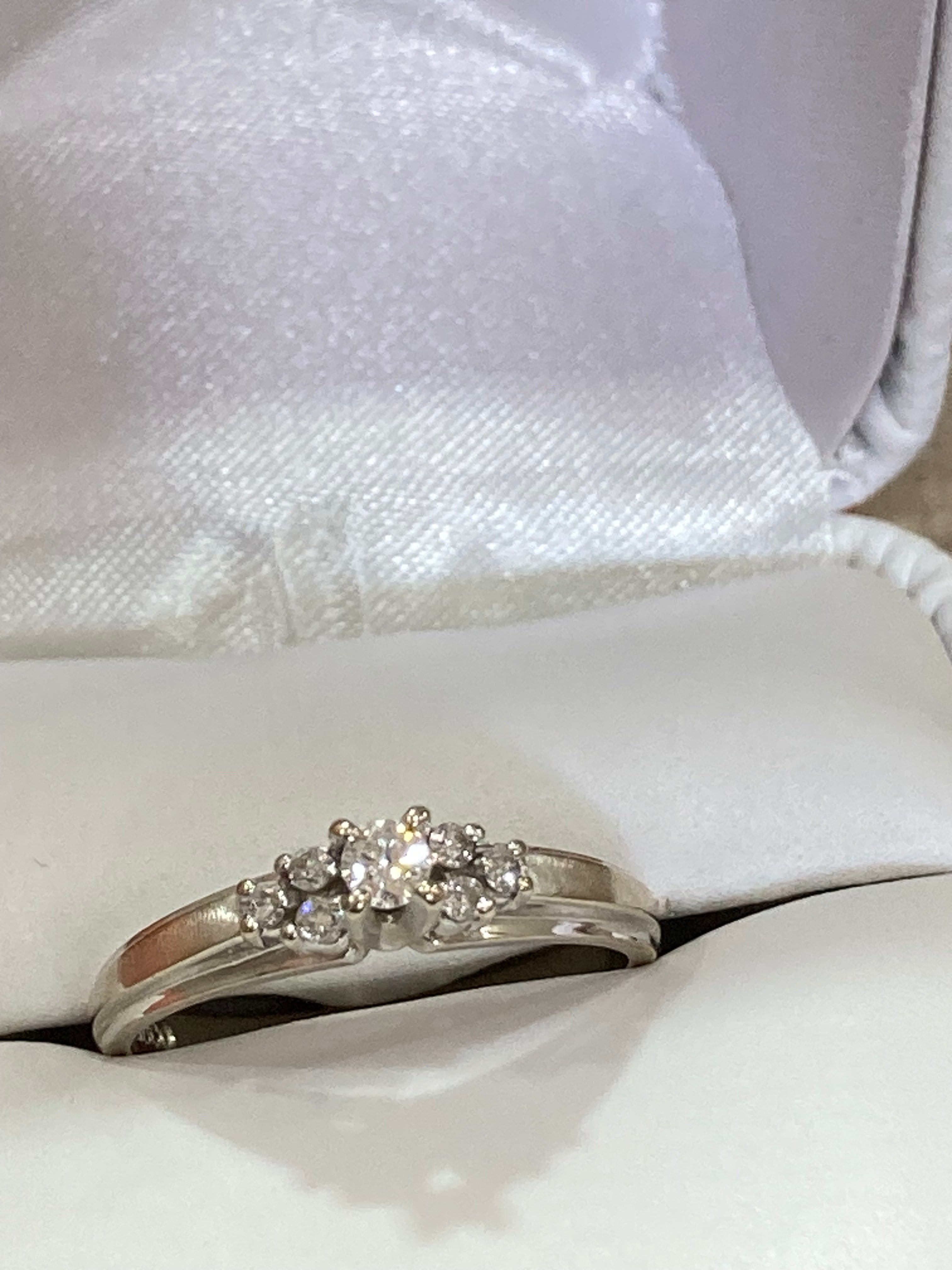 Gold Diamond Ring | Size 6 | Classic Fine Jewelry